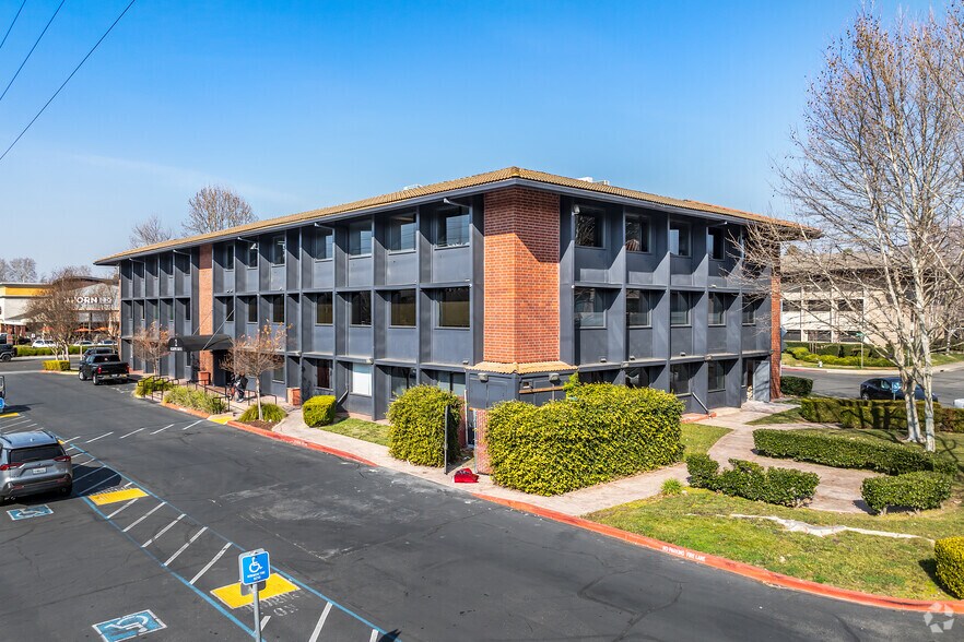 Primary Photo Of 2 Scripps Dr, Sacramento Medical For Lease