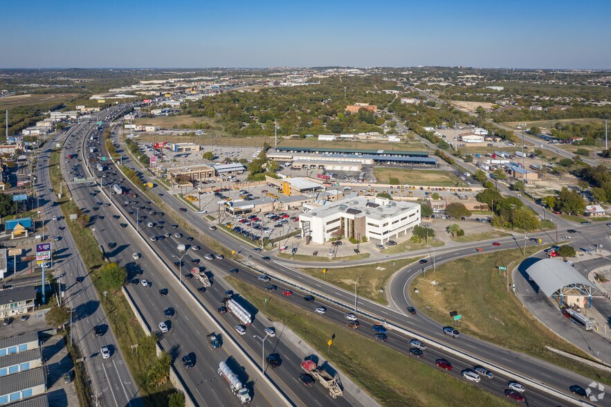 More Photos Of 9504 N IH-35, San Antonio Office For Lease