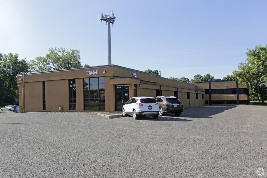 More Photos Of 1710 Douglas Dr N, Golden Valley Business Park For Sale