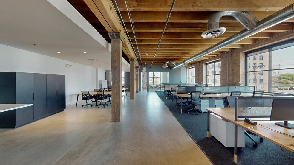 More Photos Of 1500 W Carroll Ave, Chicago Loft Creative Space For Lease