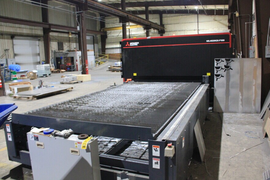 More Photos Of 5890 I 10 Industrial Pkwy W, Theodore Manufacturing For Sale