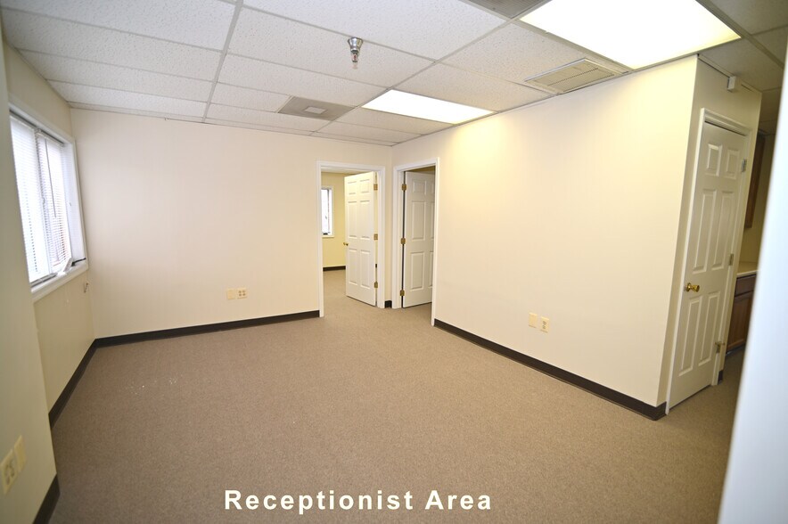 More Photos Of 6 Industrial Park, Waldorf Medical For Lease