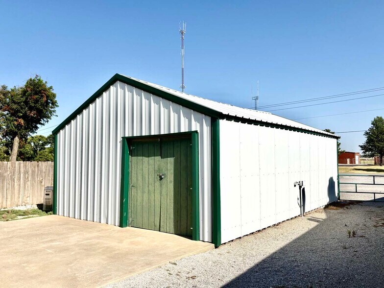 More Photos Of 117 Oxford ave, Enid Restaurant For Sale