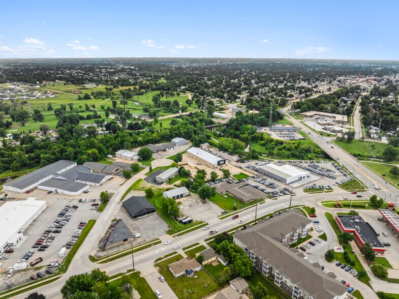 More Photos Of 1075 Lyons Ln, Marion Warehouse For Sale