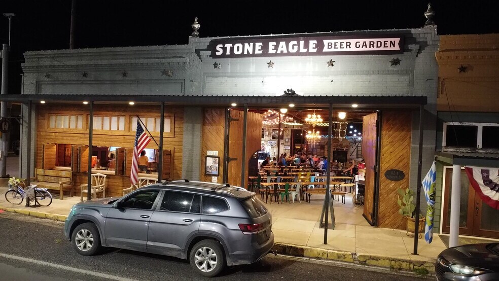 More Photos Of , Comanche General Retail For Sale