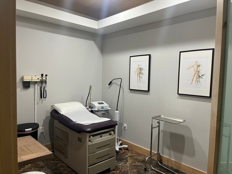 More Photos Of 893 E 9400 S, Sandy General Retail For Lease