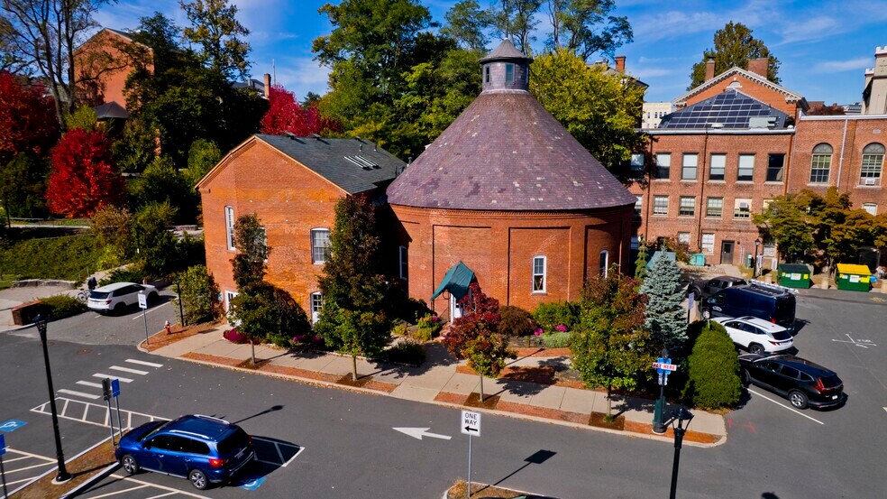 More Photos Of 244 Main St, Northampton Office Residential For Sale
