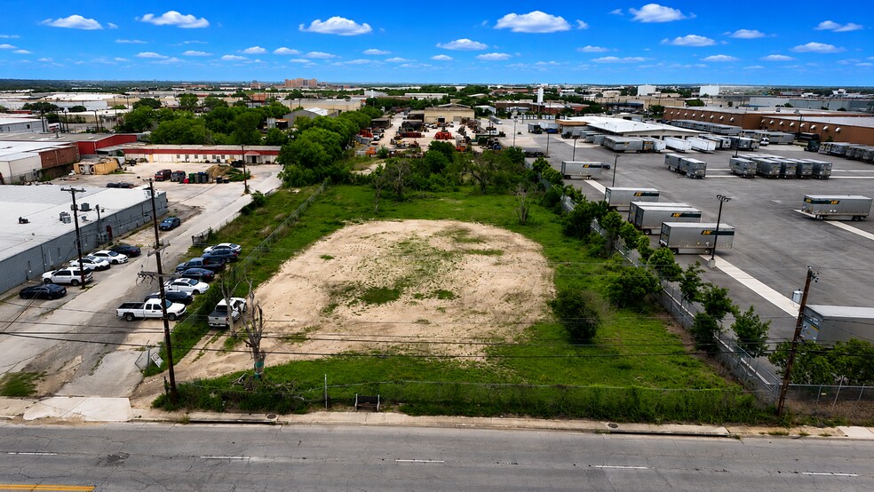 More Photos Of 1203 Gembler rd, San Antonio Industrial For Lease