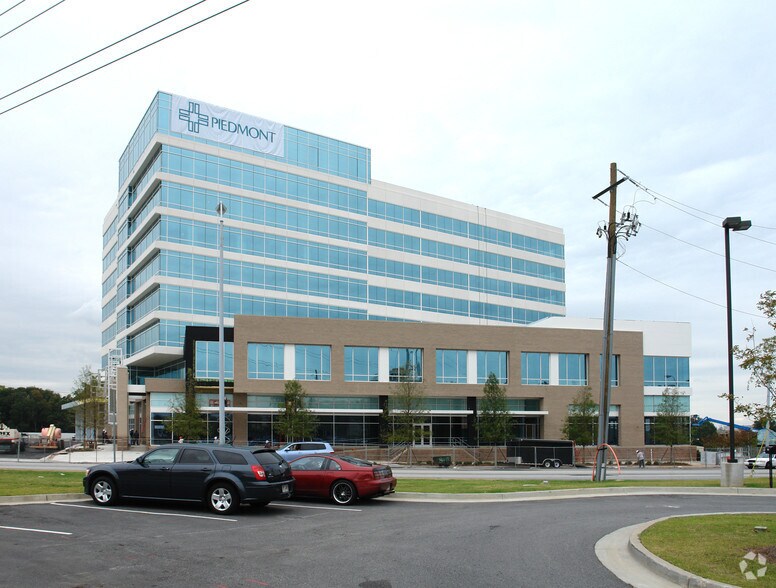 More Photos Of 1800 Howell Mill Rd, Atlanta Medical For Lease
