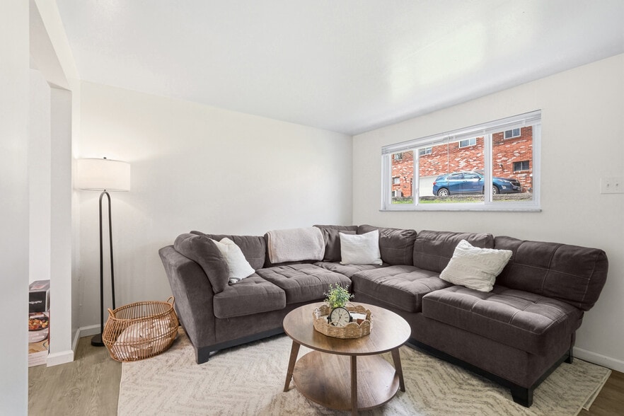More Photos Of 3801 Hilpert St, Pittsburgh Apartments For Sale