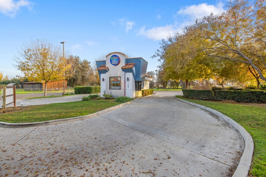 Primary Photo Of 1103 W Caldwell Ave, Visalia Freestanding For Sale