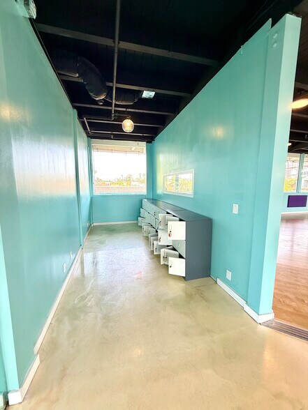 More Photos Of 2929 Washington Blvd, Marina del Rey Loft Creative Space For Lease