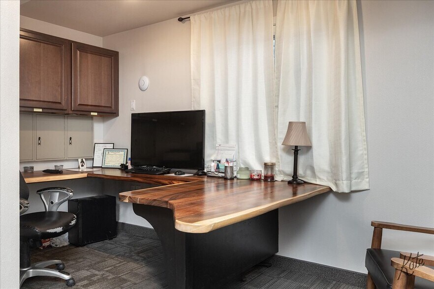 More Photos Of 1533 Lacey St, Fairbanks Apartments For Sale