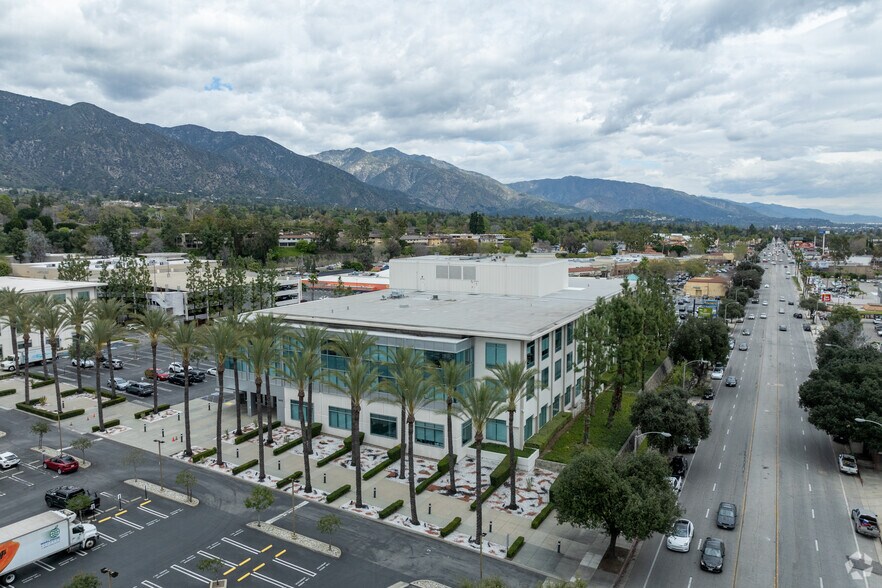 More Photos Of 3475 E Foothill Blvd, Pasadena Unknown For Lease