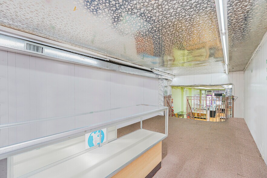 More Photos Of 6412 18th Ave, Brooklyn Storefront Retail Residential For Lease