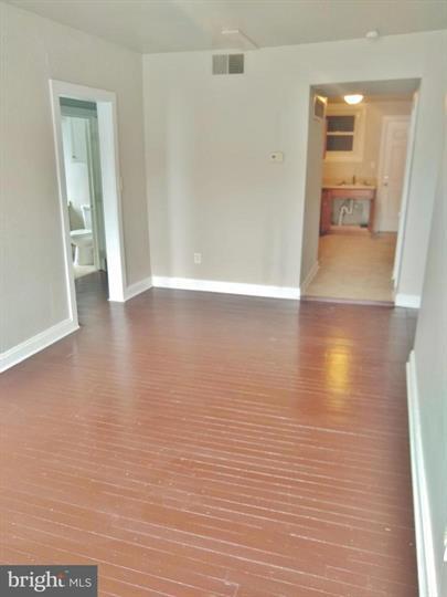 More Photos Of 31 Main St, Glen Rock Apartments For Sale