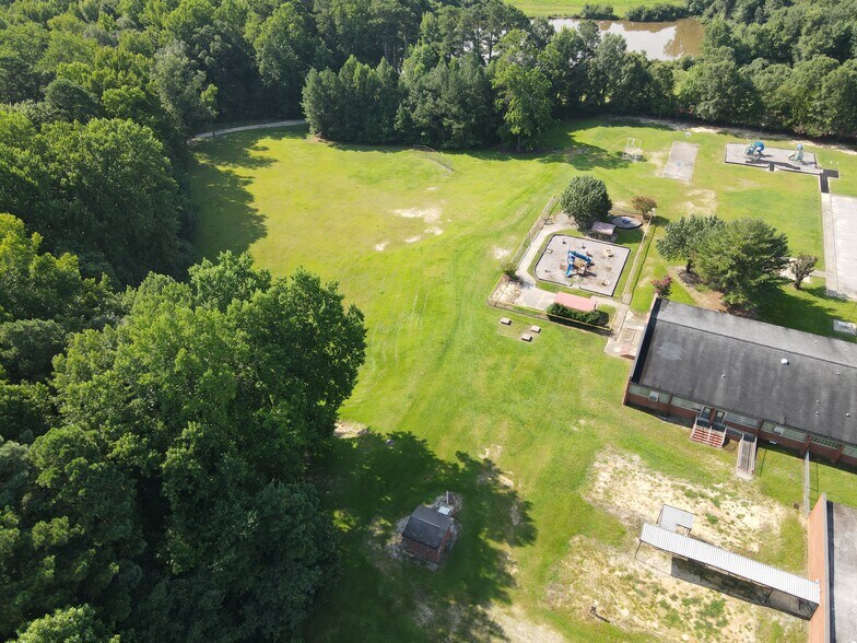 More Photos Of 8967 Cedar Grove School Loop Rd, Nashville Schools For Sale