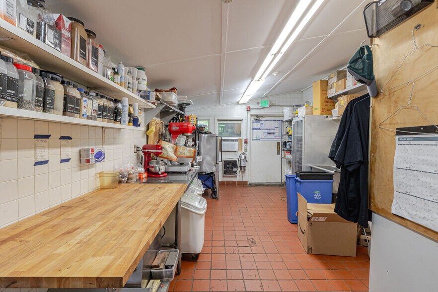 More Photos Of 37 Catamount Rd Hillsdale, Hillsdale Hotel For Sale