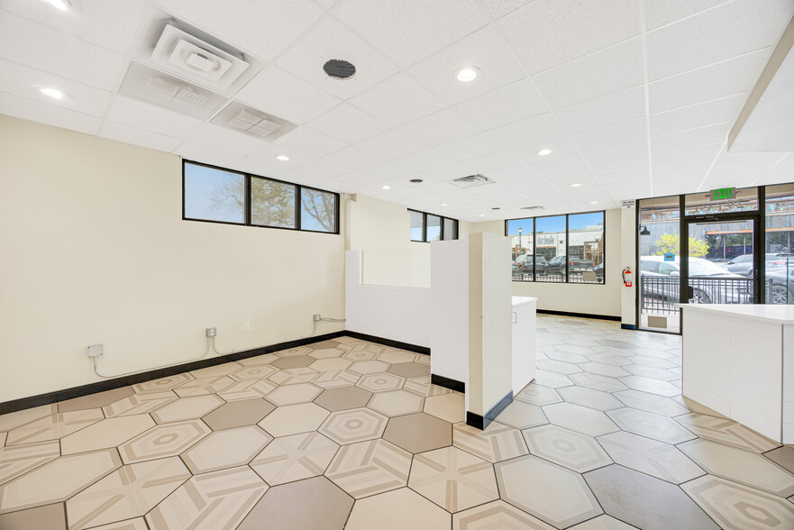 More Photos Of 29 E Moreno Ave, Colorado Springs Office For Lease