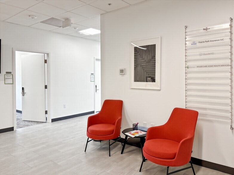 More Photos Of 1601 West Lakes Pky, West Des Moines Coworking Space