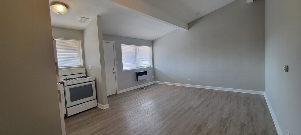 More Photos Of 17 N Hillside Ave, Hillside Apartments For Sale
