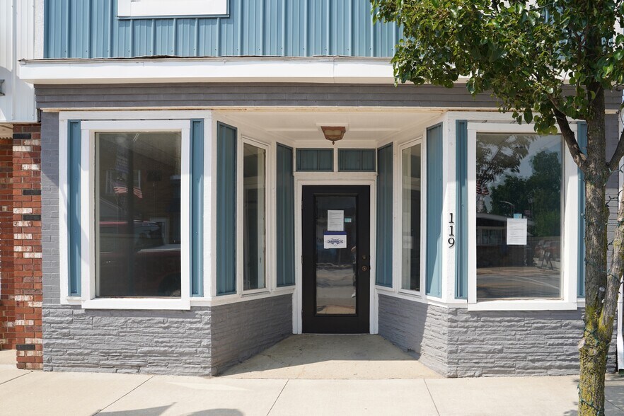 More Photos Of 119 E Toledo St, Fremont Storefront Retail Residential For Sale