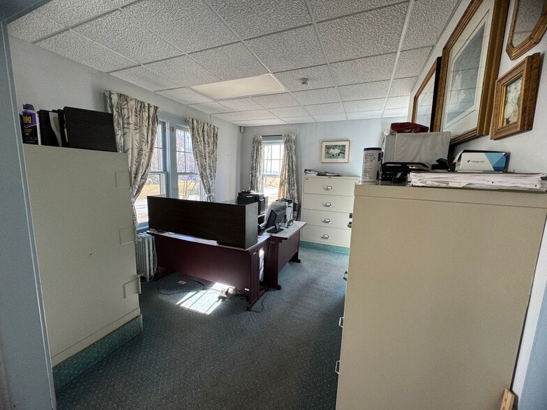 More Photos Of 169 Old Zion Rd, North East Office Residential For Sale