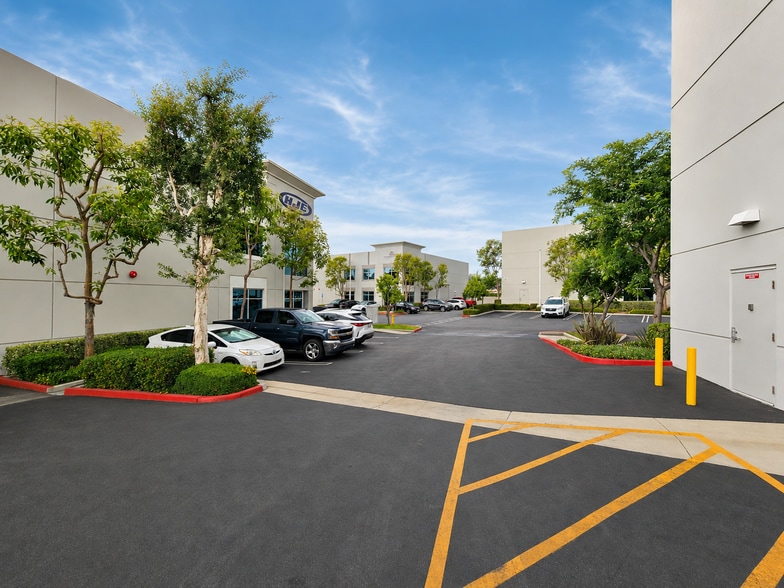 More Photos Of 511 S Harbor Blvd, La Habra Warehouse For Sale