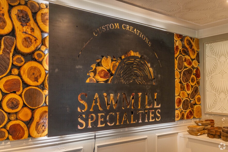 More Photos Of 75 State Route 15, Lafayette Unknown For Lease