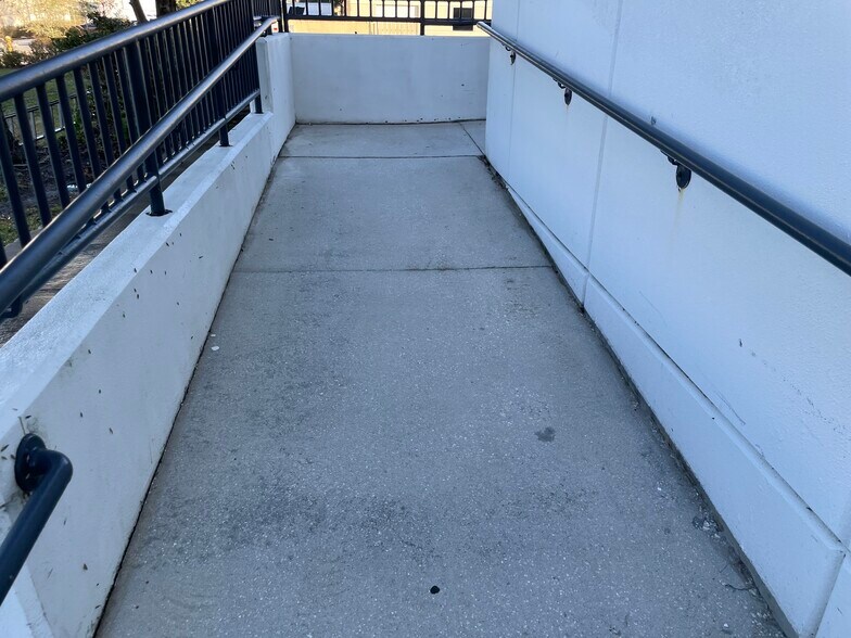 More Photos Of 1700 35th St, Orlando Warehouse For Lease