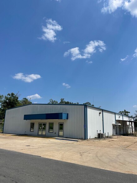 More Photos Of 110 Horne St, West Monroe Industrial For Lease