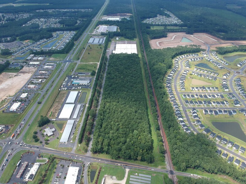 More Photos Of 200 Kelly Ln, Moncks Corner Warehouse For Lease