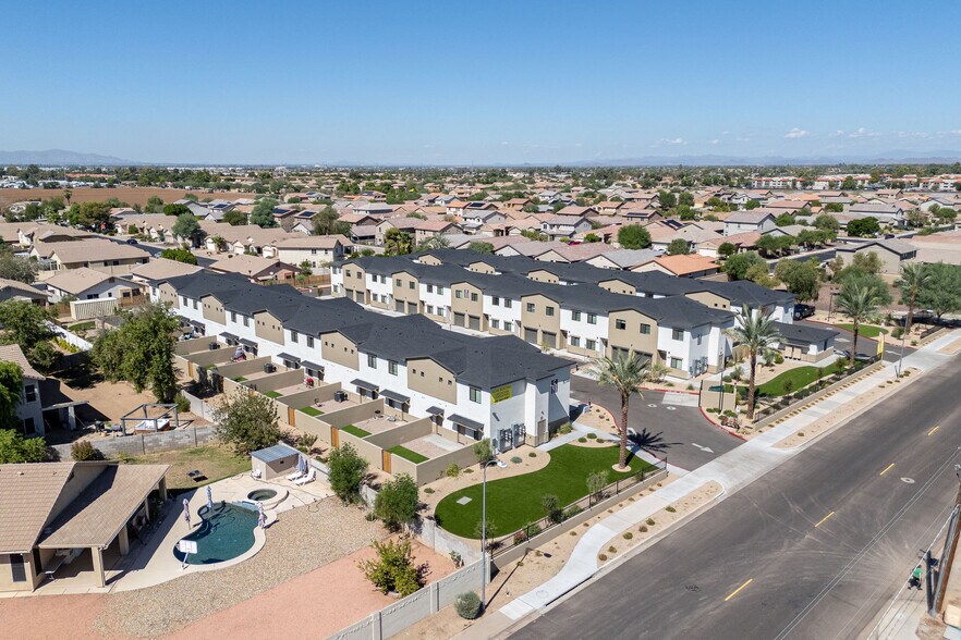 More Photos Of 8246 N 61st Ave, Glendale Apartments For Sale