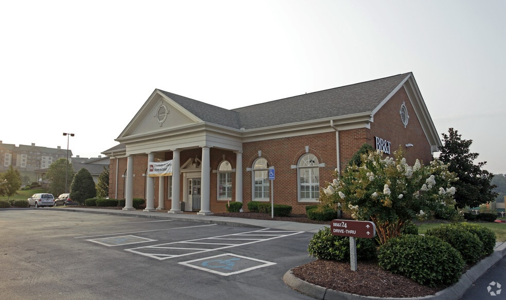 More Photos Of 196-236 Collier Dr, Sevierville Unknown For Lease