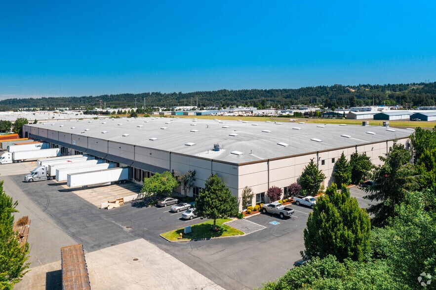 More Photos Of 2302 B St NW, Auburn Warehouse For Lease