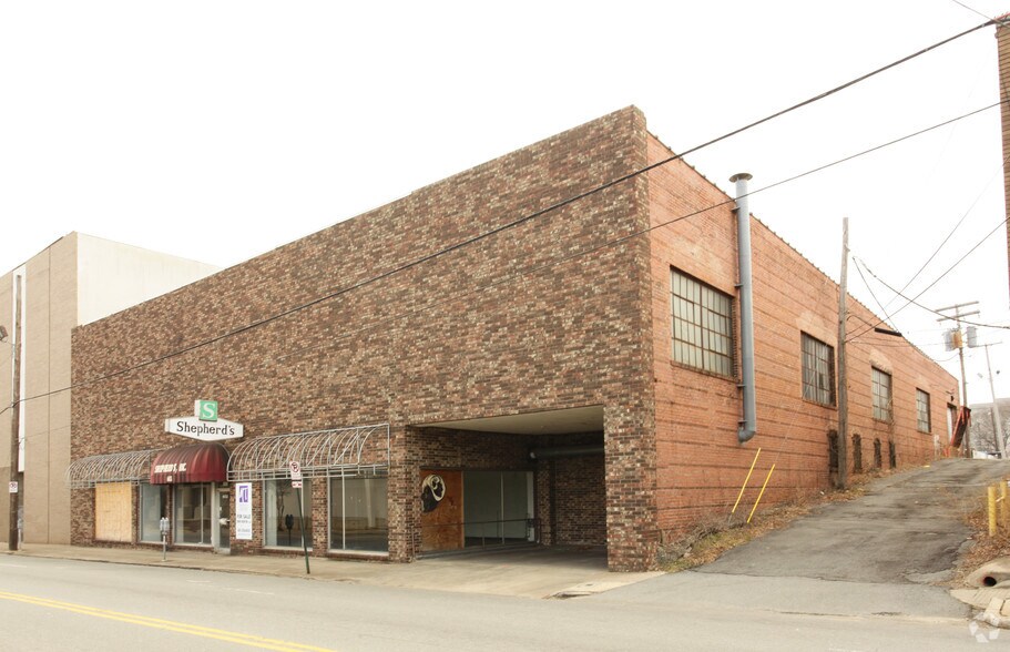 Primary Photo Of 603 W Markham St, Little Rock Storefront For Lease