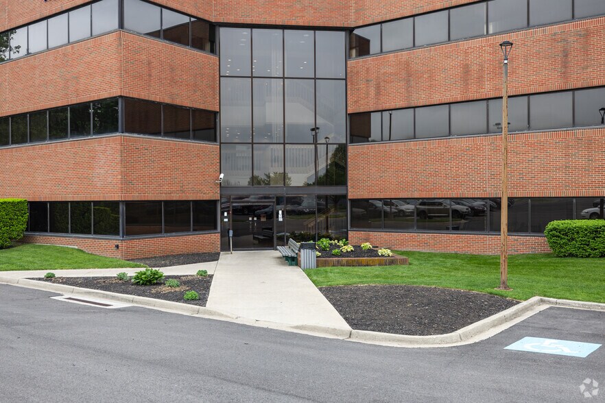 More Photos Of 4141 Colonel Glenn Hwy, Beavercreek Office For Lease