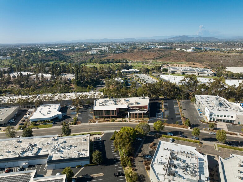 More Photos Of 6610 Nancy Ridge Dr, San Diego Research And Development For Lease