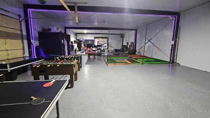 More Photos Of 1105 Sinclair St, Bottineau Flex For Sale