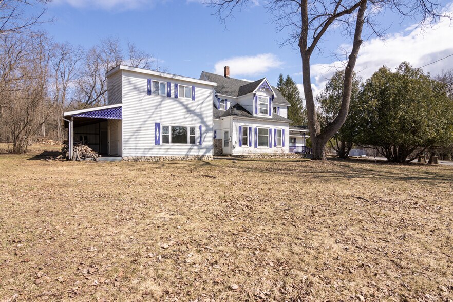 Primary Photo Of 7596 E State St, Central Lake Apartments For Sale