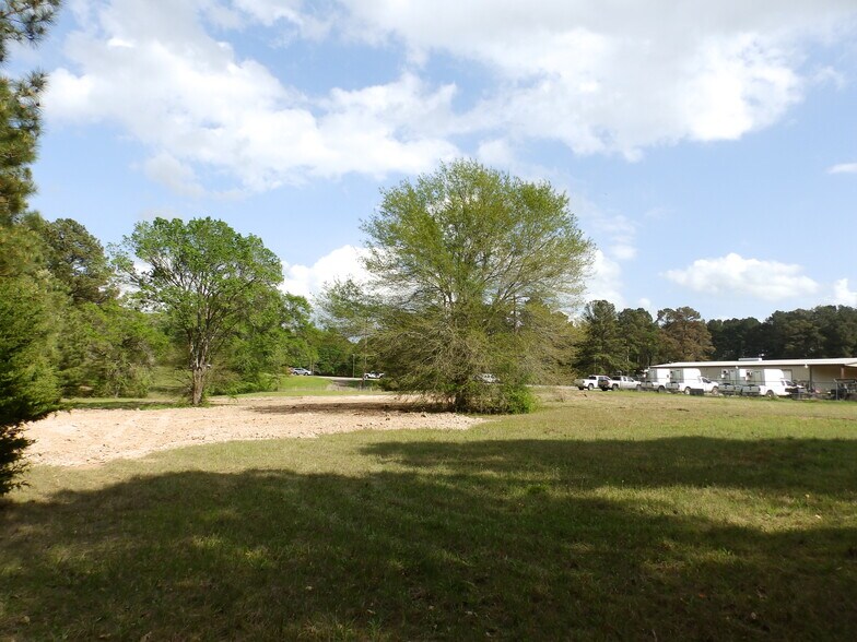 More Photos Of 19546 Tx-155, Flint Land For Sale