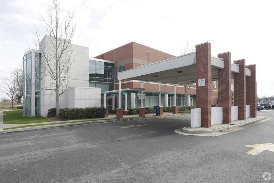 Primary Photo Of 1303 Dantignac St, Augusta Medical For Lease