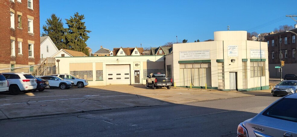 More Photos Of 1002 Chartiers Ave, McKees Rocks Warehouse For Sale