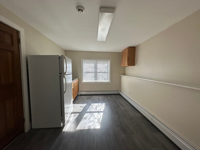 More Photos Of 406 Main St, Great Barrington Office Residential For Sale