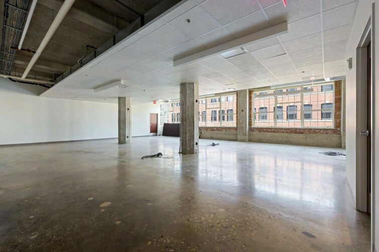 More Photos Of 117 W 20th St, Kansas City Apartments For Lease