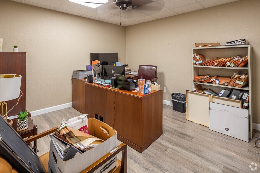 More Photos Of 2328 N US Hwy 19, Holiday Medical For Lease