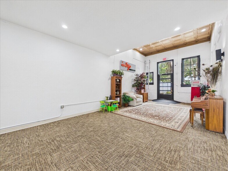More Photos Of 621 St Johns Ave, Palatka Storefront For Sale