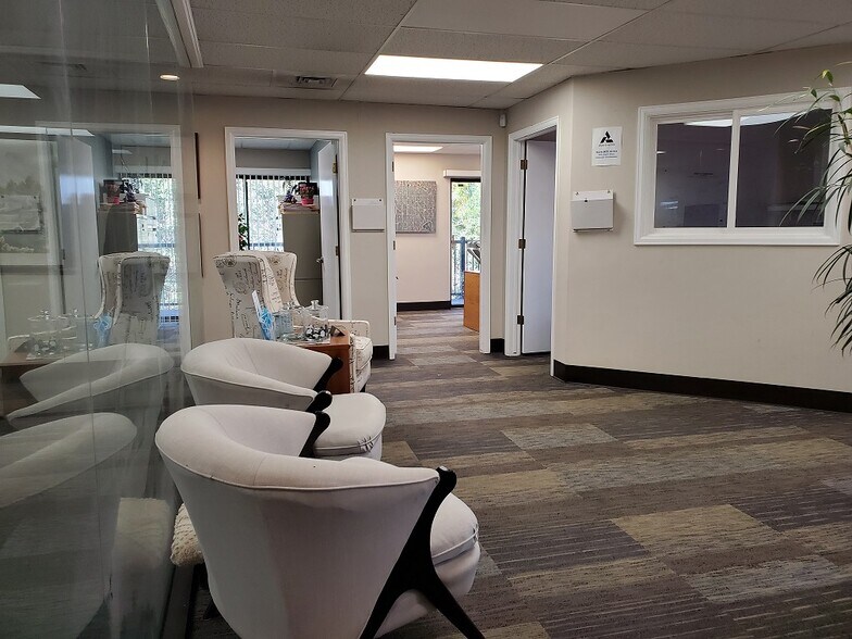 More Photos Of 1201 S Parker Rd, Denver Medical For Sale