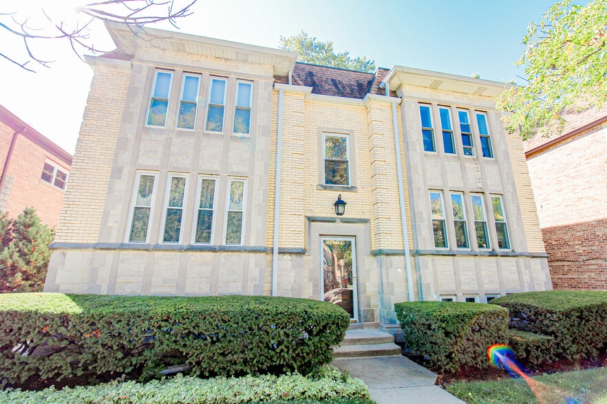 Primary Photo Of 6667-69 Devon Ave, Chicago Apartments For Sale