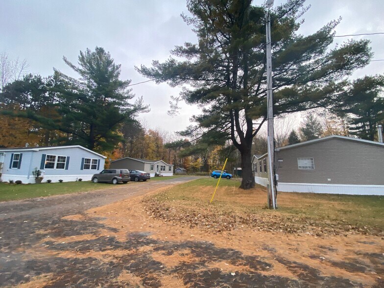 More Photos Of 12425 Timber Trl, Adams Center Manufactured Housing Mobile Home Park For Sale